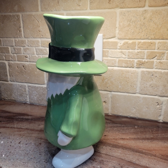 Rae Dunn Kiss Me St. Patrick Gnome - Picture 2 of 4